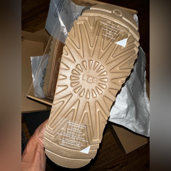 UGG Nuemel Cozy Boot - NIB (Chesnut) 6W - Picture 5 of 13